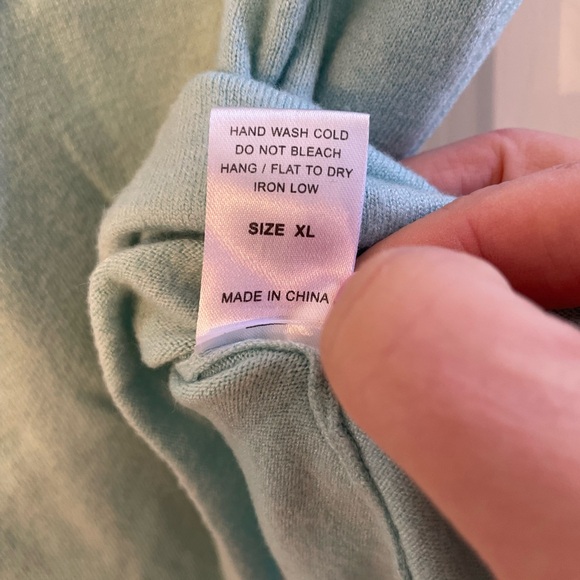 Amalli talli sweater XL - Picture 4 of 4